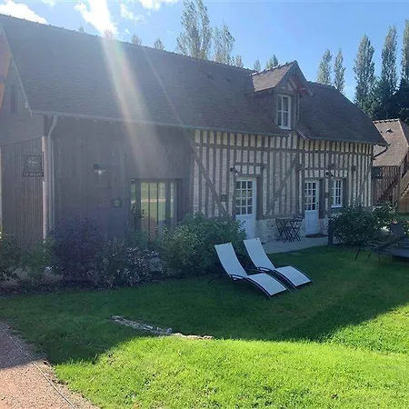 Les Manoirs Des Portes De Deauville - Small Luxury Of The World 4* Canapville (Calvados)