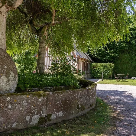 Les Manoirs Des Portes De Deauville - Small Luxury Of The World מלון 4*