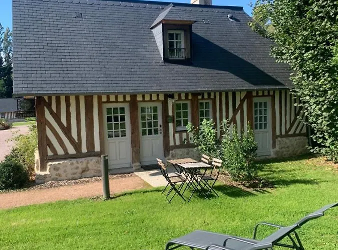 Hotel Les Manoirs Des Portes De Deauville - Small Luxury Of The World 4*