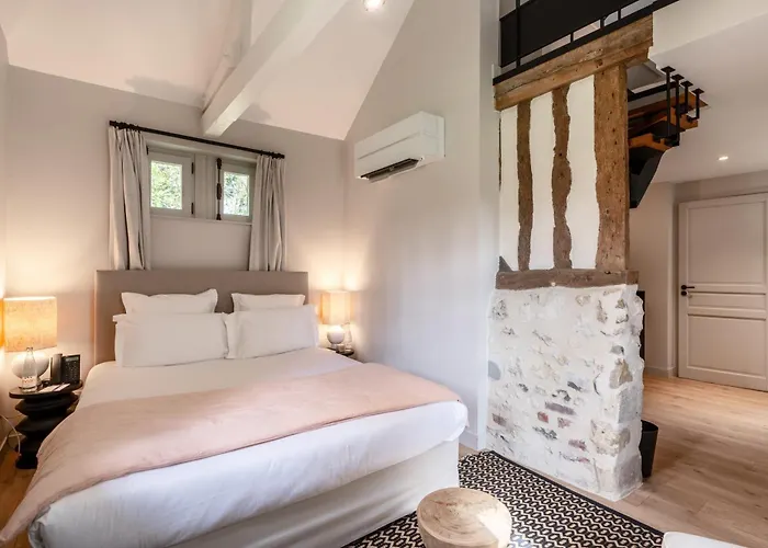 Les Manoirs Des Portes De Deauville - Small Luxury Of The World Hotel Canapville (Calvados)