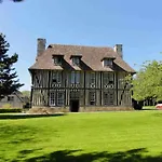 Les Manoirs Des Portes De Deauville - Small Luxury Of The World 4*