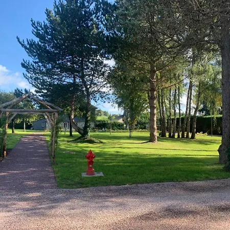 Les Manoirs Des Portes De Deauville - Small Luxury Of The World 4* Canapville (Calvados)