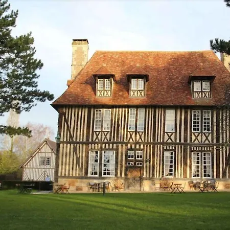 Les Manoirs Des Portes De Deauville - Small Luxury Of The World 4*