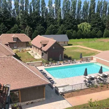 Les Manoirs Des Portes De Deauville - Small Luxury Of The World 4* Canapville (Calvados)