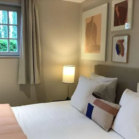 Les Manoirs Des Portes De Deauville - Small Luxury Of The World 4* Canapville (Calvados)