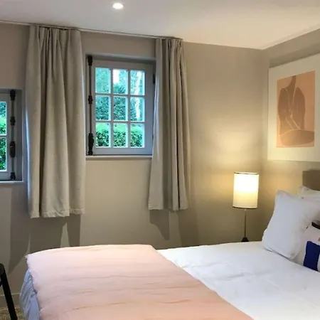 Les Manoirs Des Portes De Deauville - Small Luxury Of The World 4* Canapville (Calvados)