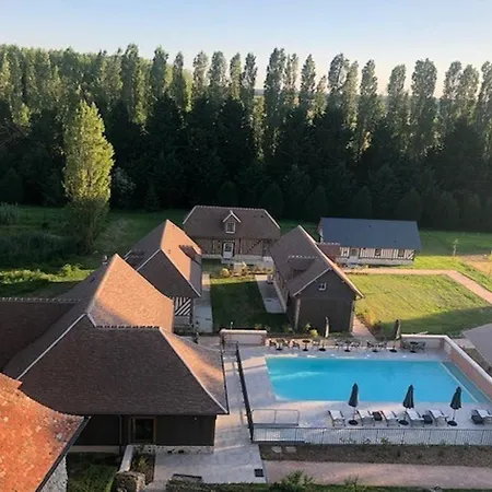 Otel Les Manoirs Des Portes De Deauville - Small Luxury Of The World