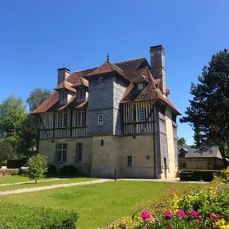 Les Manoirs Des Portes De Deauville - Small Luxury Of The World Otel 4*