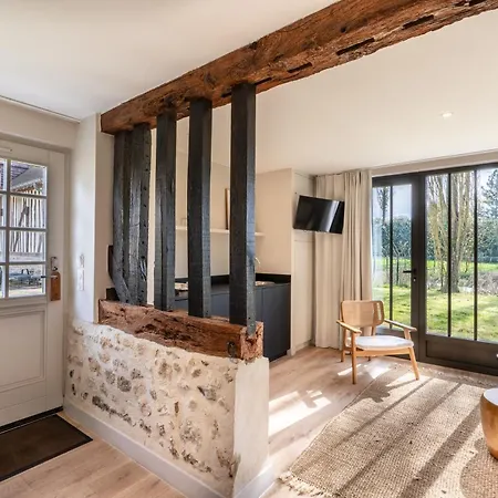 Les Manoirs Des Portes De Deauville - Small Luxury Of The World 4*