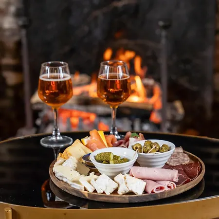 Les Manoirs Des Portes De Deauville - Small Luxury Of The World Canapville (Calvados)