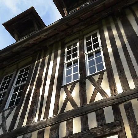 Hotel Les Manoirs Des Portes De Deauville - Small Luxury Of The World
