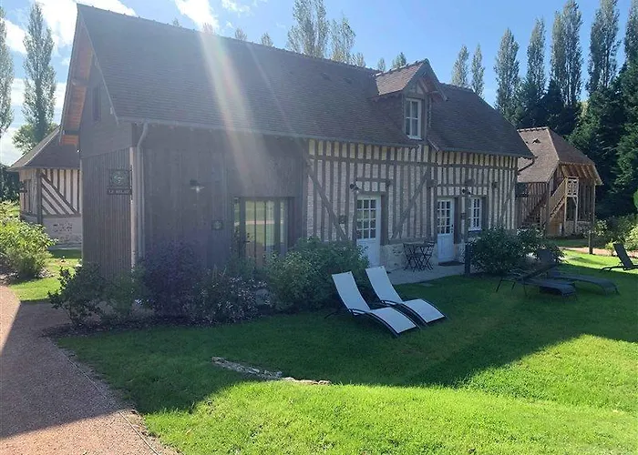 Les Manoirs Des Portes De Deauville - Small Luxury Of The World 4* Canapville (Calvados)