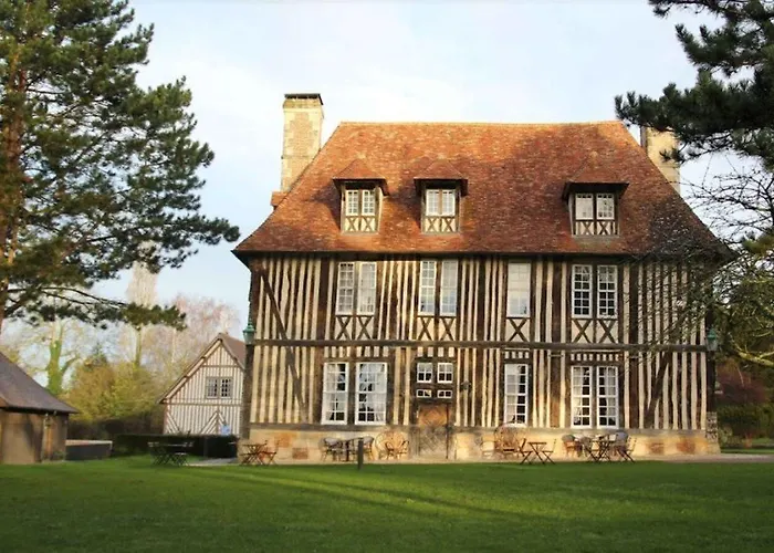 Les Manoirs Des Portes De Deauville - Small Luxury Of The World 4*