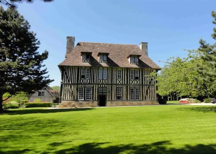 Les Manoirs Des Portes De Deauville - Small Luxury Of The World 4*