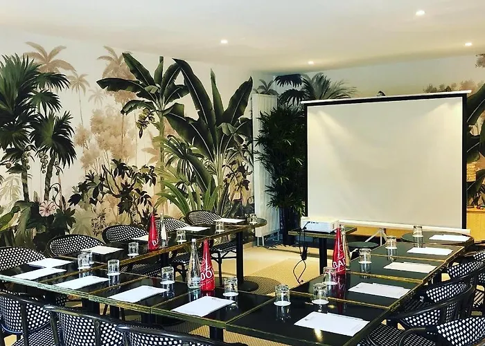 Les Manoirs Des Portes De Deauville - Small Luxury Of The World Hotel Canapville (Calvados)